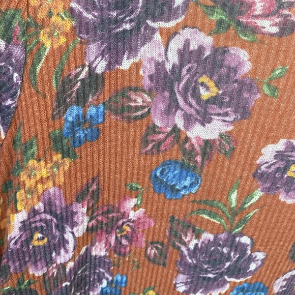 Cardigan - Picture 2 of 4